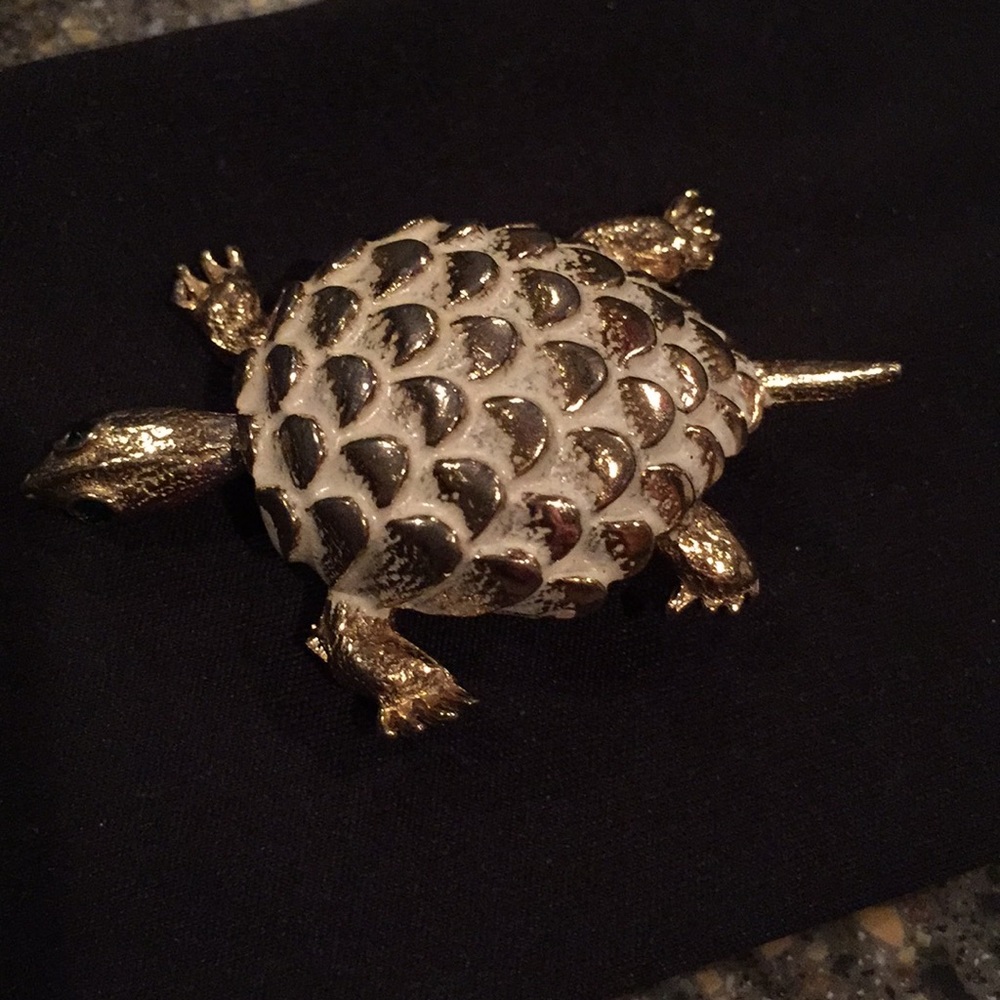 Joseph Bobley Vintage Turtle Brooch (circa 1950’s)